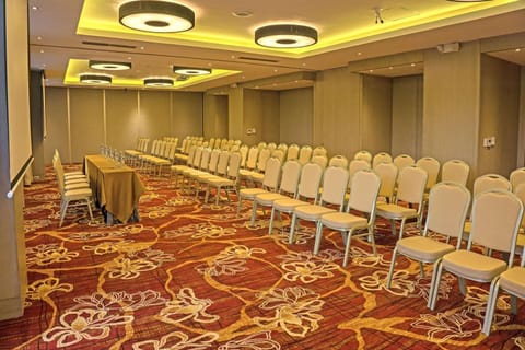 Meeting/conference room