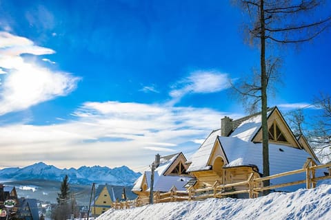 Property building, Neighbourhood, Winter