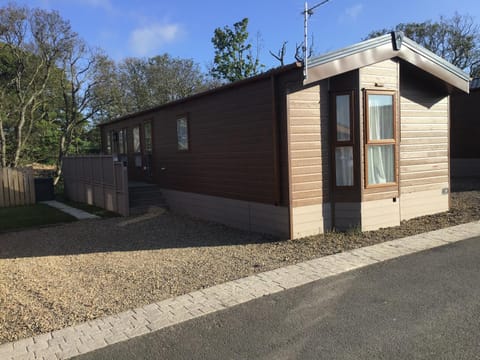 Bock Retreat Lodge 54 with Hot Tub House in England