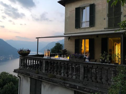 View (from property/room), Balcony/Terrace, Lake view, Dinner