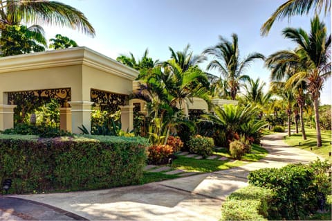 Pueblo Bonito Emerald Luxury Villas & Spa All Inclusive Resort in Mazatlan