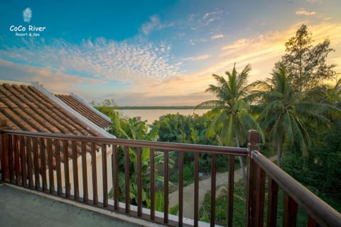 Day, Natural landscape, View (from property/room), River view, Sunrise