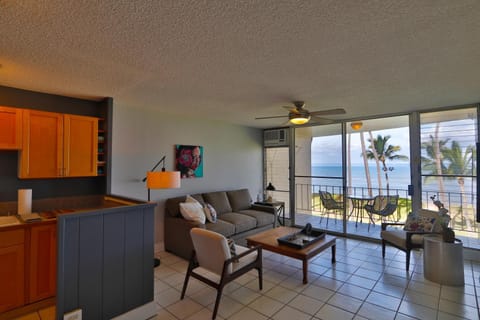 Living room, Sea view