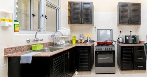 Kitchen or kitchenette, Food, Garden view, Lunch, Dinner