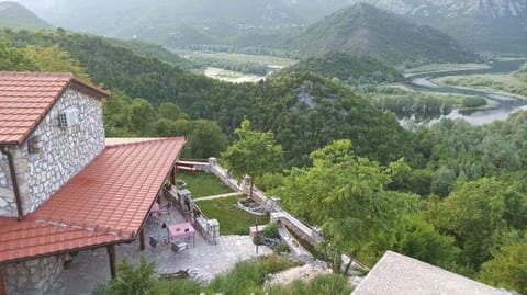 Village house - Novak Rijecani Bed and Breakfast in Montenegro