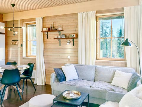 Holiday Home Ruka sunhill by Interhome House in Lapland