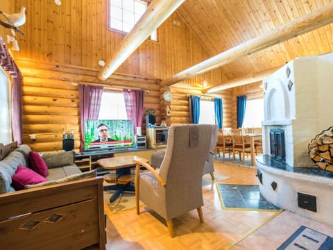 Holiday Home Keisarintupa by Interhome House in Lapland