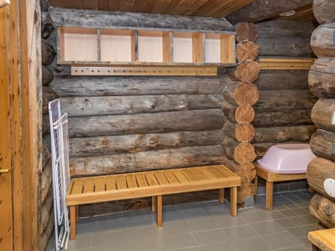 Holiday Home Rukakämmekkä by Interhome House in Lapland