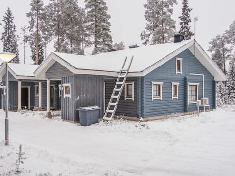 Holiday Home Kaukonraitti 4 c 2 by Interhome House in Lapland