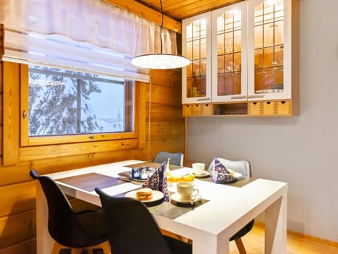 Holiday Home Kelkkatyttö by Interhome House in Lapland