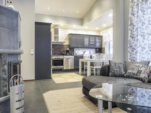 Holiday Home Karhu a by Interhome House in Lapland