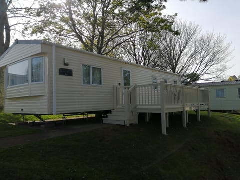 3 Bed Static Caravan @ Hoburne Devon Bay Campground/ 
RV Resort in Paignton