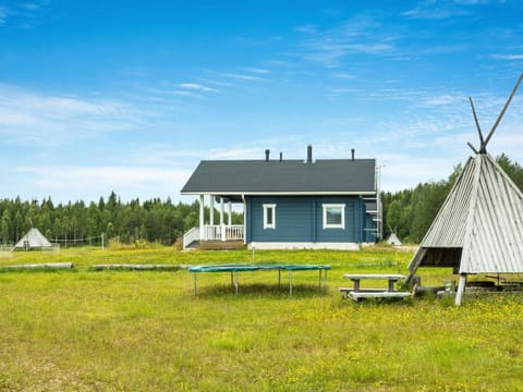 Holiday Home Karpalo by Interhome House in Rovaniemi