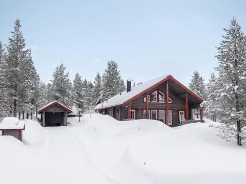 Holiday Home Kerkänperä by Interhome Casa in Rovaniemi