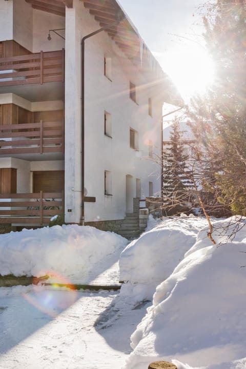 Chesa San Gian - Celerina Condo in Saint Moritz