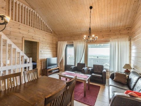 Holiday Home Ylläksen rinnemäki c by Interhome House in Lapland