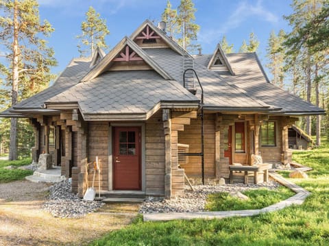 Holiday Home Ylläskyrö by Interhome House in Lapland