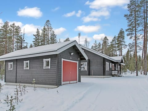 Holiday Home Luppo by Interhome House in Lapland
