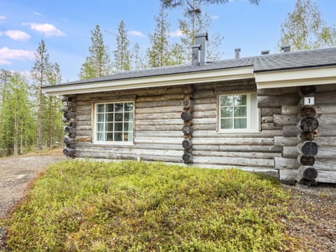 Holiday Home Lomaylläs g101-tunturipolku 1a by Interhome House in Lapland