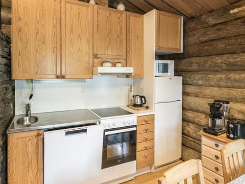 Holiday Home Lomaylläs g101-tunturipolku 1a by Interhome House in Lapland