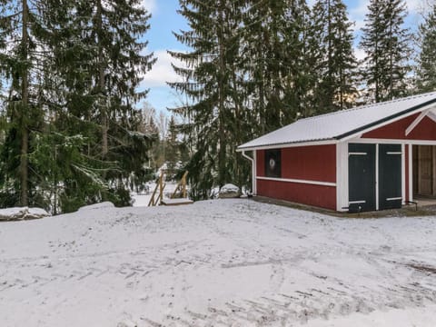 Holiday Home Mäkimökki by Interhome House in Uusimaa