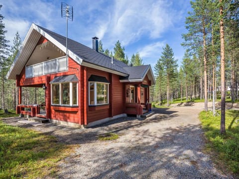Holiday Home Lemmenlaakso by Interhome House in Norrbotten County, Sweden