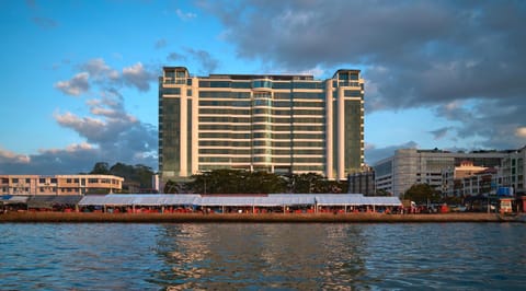Le Meridien Kota Kinabalu hotel in Kota Kinabalu
