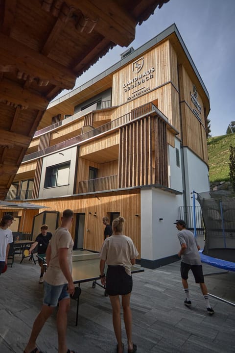 Apartments Landhaus Saalbach Pensão in Saalbach-Hinterglemm