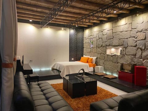 "Bambú Sierra" Cozzy Ecológical Lofts Apartment in Cuenca