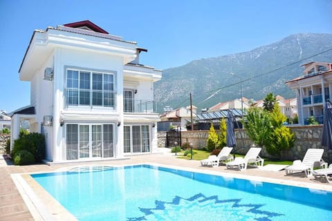 Summer, Mountain view, Pool view