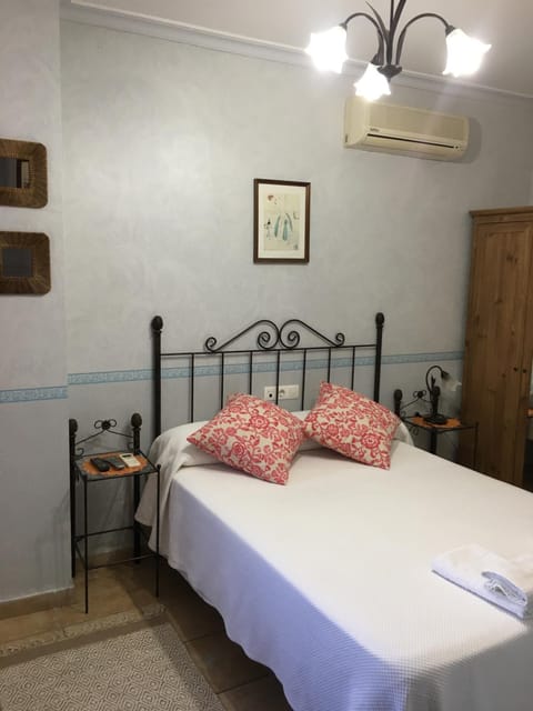 Venta de Abajo Bed and Breakfast in Sierra de Huelva