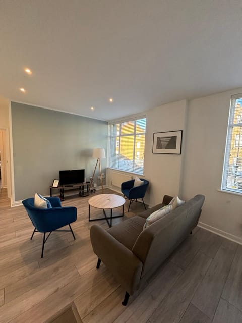 Access Euston Apartment in London Borough of Islington