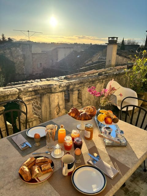 Patio, Natural landscape, View (from property/room), Balcony/Terrace, Food and drinks, Dining area, Food, Breakfast, Continental breakfast