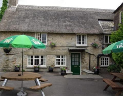 The Bell Inn Bed and Breakfast in West Oxfordshire District