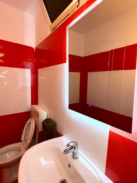 Shower, Toilet, Bathroom