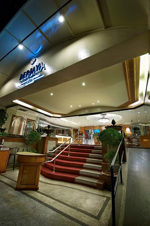 Berjaya Makati Hotel Hotel in Makati