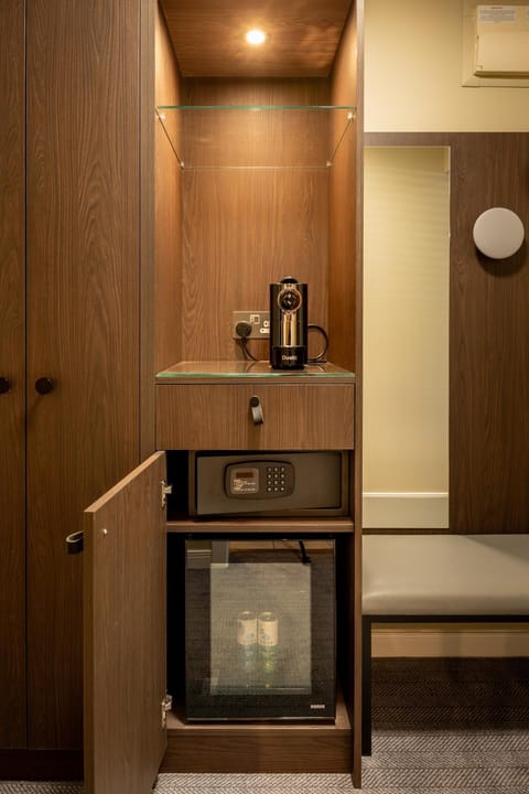 Nevis Bank Inn Hotel in Fort William