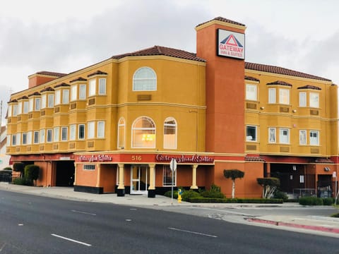 Gateway Inn and Suites San Francisco SFO Airport Hotel in San Bruno