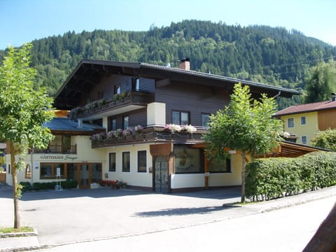 Facade/entrance, Summer