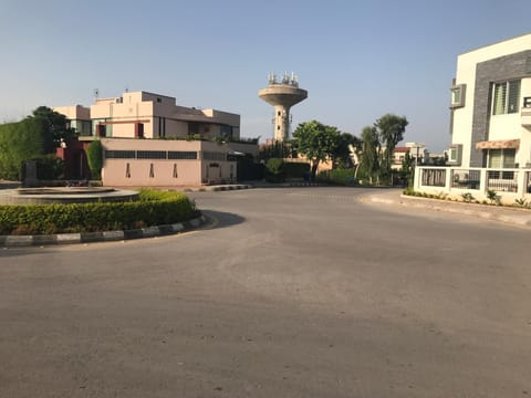 Bahria V&A Phase-1 Condominio in Islamabad