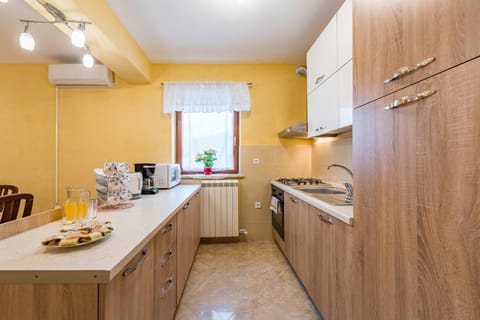 Apartment Sandi Apartment in Istria County