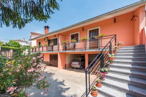 Apartment Sandi Apartment in Istria County