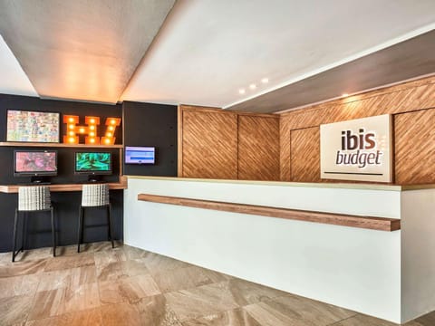 ibis budget Singapore Pearl Hotel in Singapore