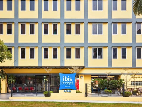 ibis budget Singapore Pearl Hotel in Singapore