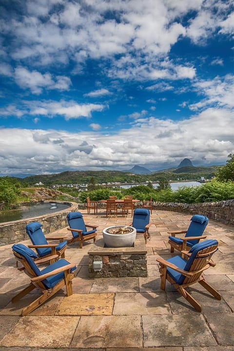Patio, Day, Natural landscape, View (from property/room), Seating area, Mountain view, Sea view