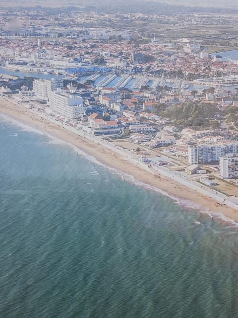 Résidence La Garenne à La Grande Plage, vue mer, piscine et parking privé, 6 personnes Appartement in Saint-Gilles-Croix-de-Vie