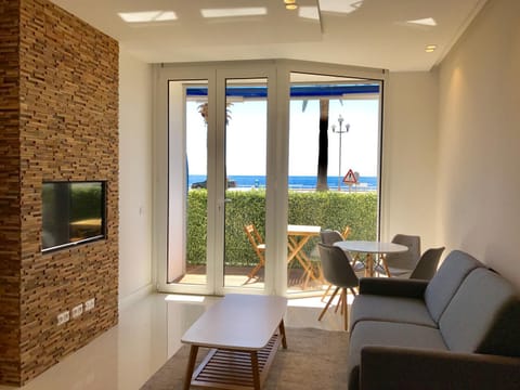 Sea View- Easy Home Booking Apartamento in Nice