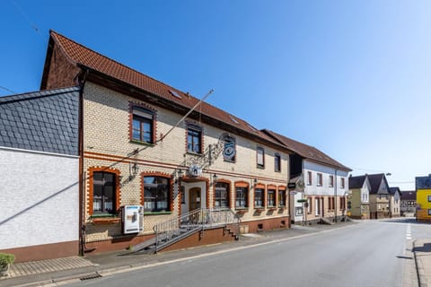 Landgasthof Eschbacher Katz Übernachtung mit Frühstück in Hochtaunuskreis