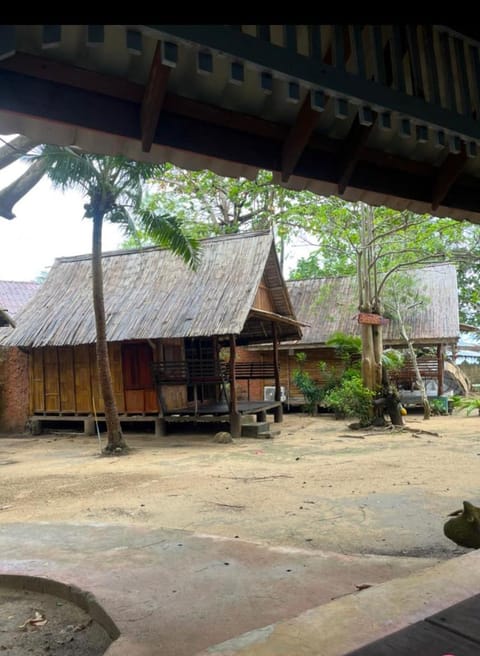 Sanctuary Lanta Resort in Sala Dan