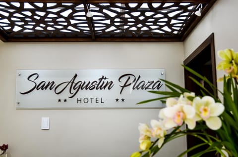 Hotel San Agustin Plaza Hotel in Ecuador